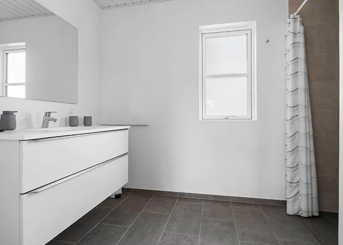 Дом отдыха Ln2014-hirtshals-krageengen-10